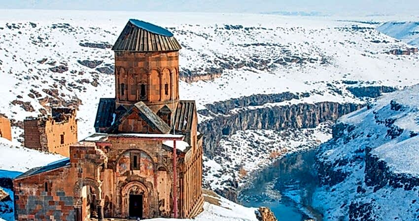 Ankara Çıkışlı Uçaklı Van Kars Erzurum Turu (Kars Erzurum Doğu Ekspresi ile Tren Yolculuğu)