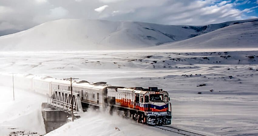 Ankara Çıkışlı Turistik Doğu Ekspresi ile Kars Turu (Tren Gidiş - Uçak Dönüş)